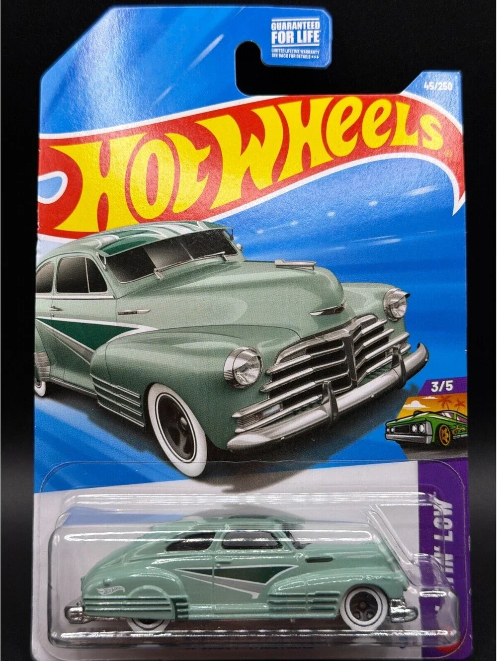 Hot Wheels '47 Chevy Fleetline - Layin' Low 3/5 (Mint Green) #45/250